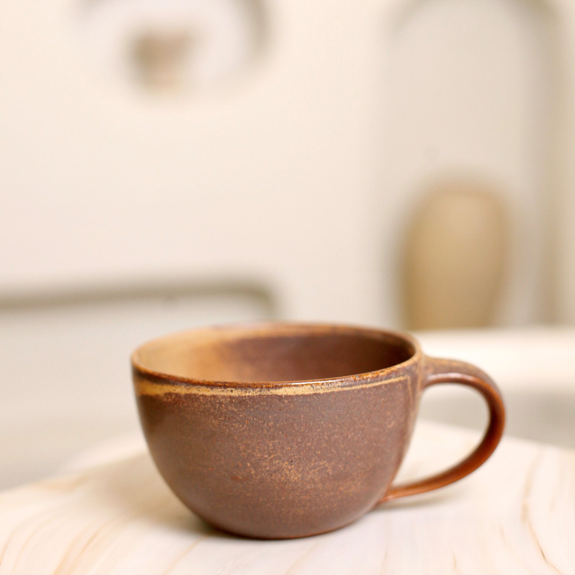 mug no.5 - low & wide