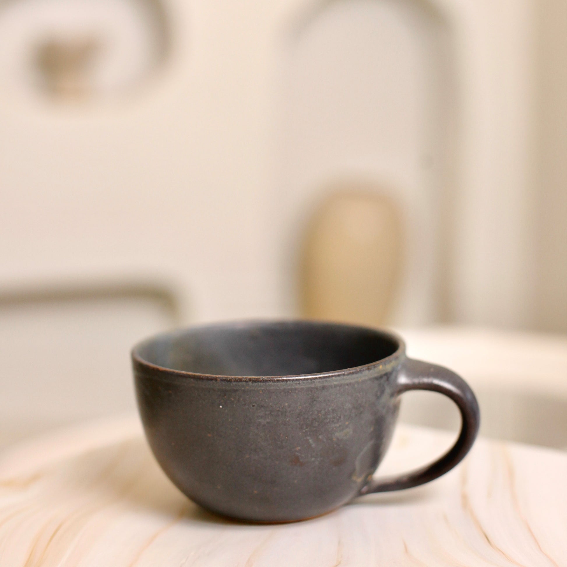 mug no.5 - low & wide